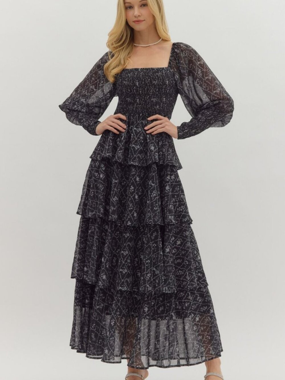 NWT Entro Tiered Floral Puff Sleeve Maxi Dress In Black